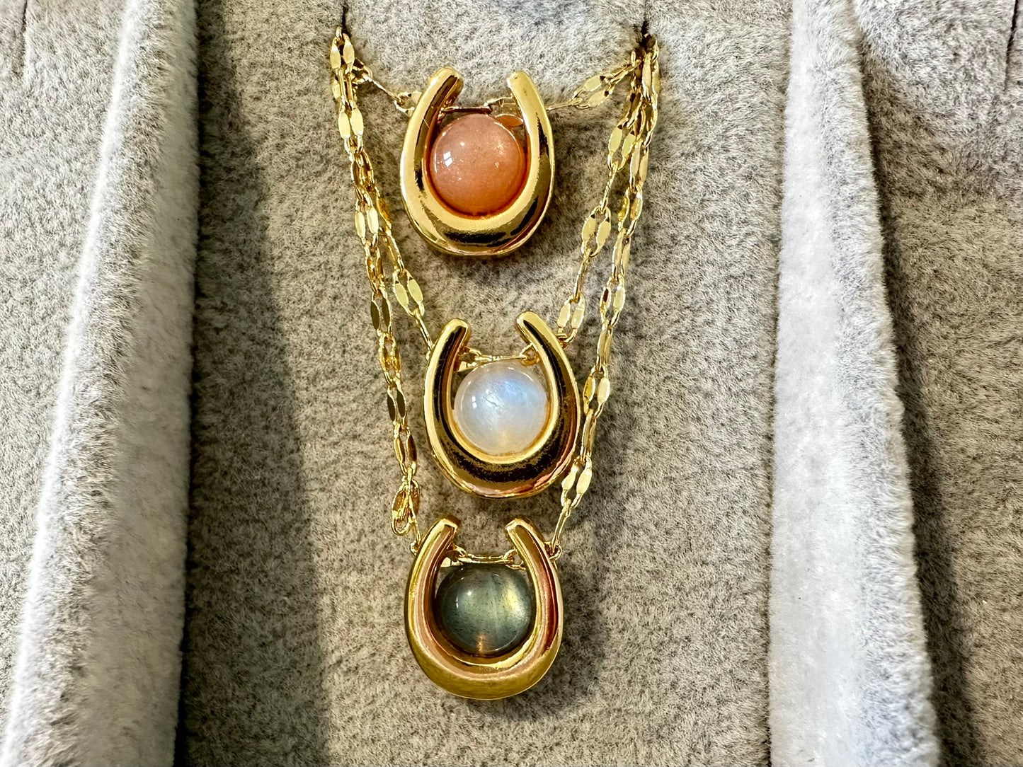 Collier Fer à Cheval | Labradorite Pierre de Lune Sunstone | Bijou Porte-Bonheur