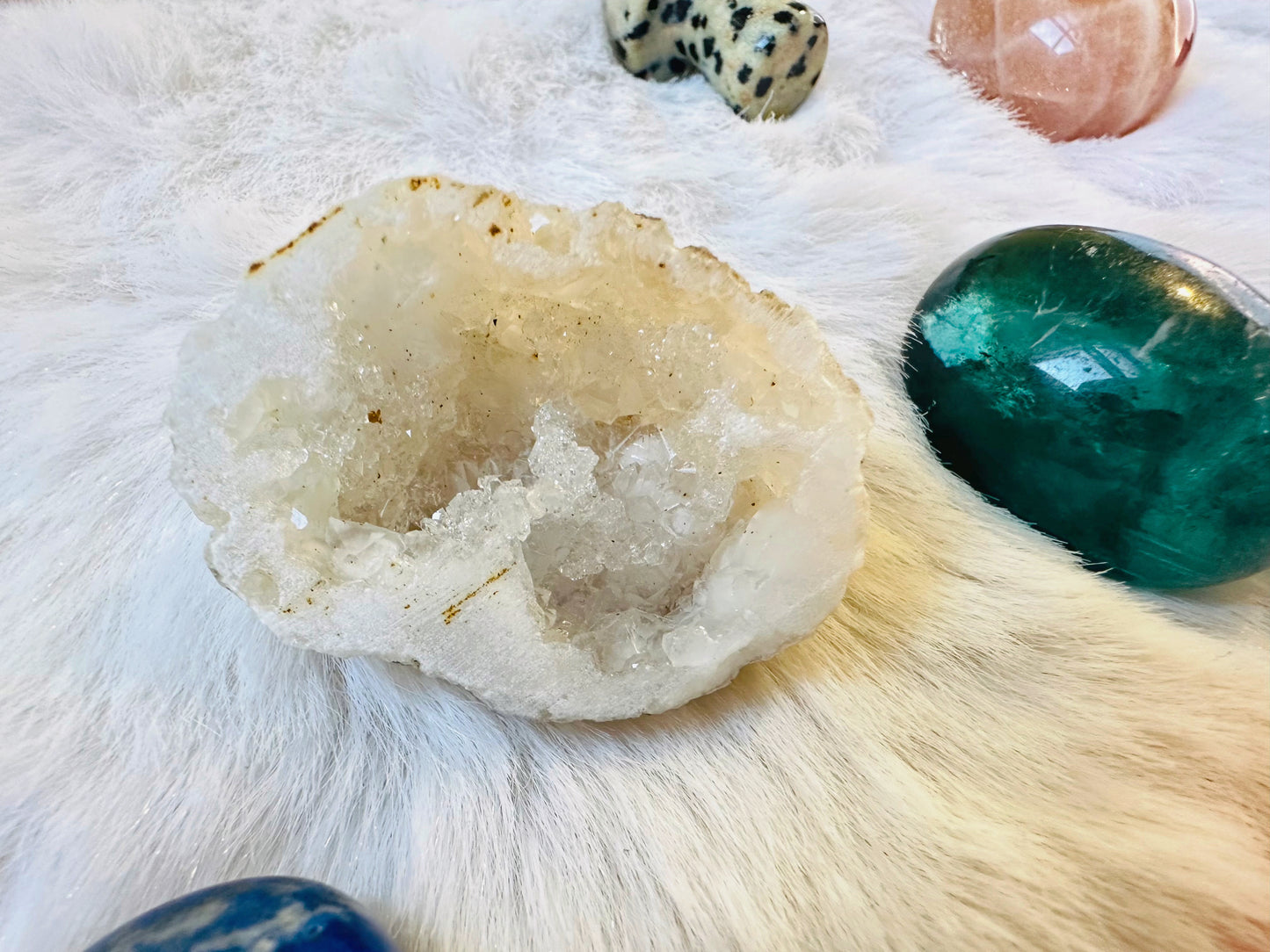 Calendrier de l’Avent 12 pierres et bijoux, pierre semi-précieuse, bijoux fait main, déco maison, cadeau Noël , crystal pet, wicca magique