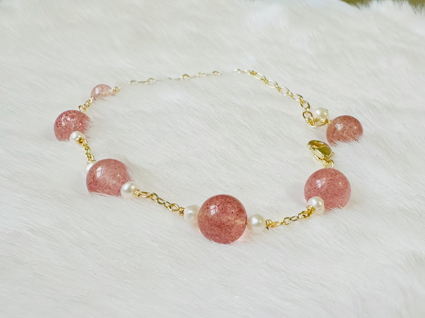 Bracelet quartz fraise, pierre de naissance, bijoux de déclaration pour femme cadeau anniversaire, bijoux fait main en france